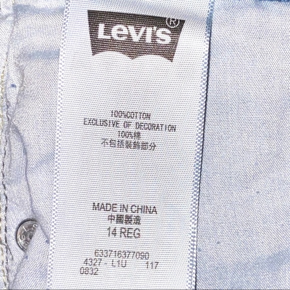 Levi’s High Rise Frayed Shorts in Faded Denim - Picture 6 of 10